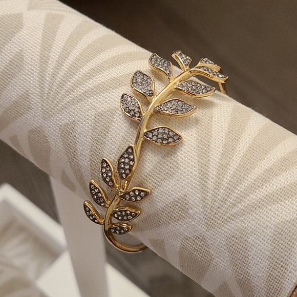 Stella & Dot bracelet - Picture 2 of 7